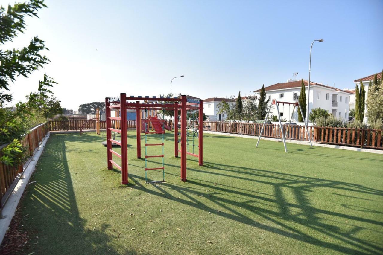 Limegrove Holiday Apartment 프로타라스 외부 사진